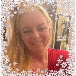 Meet your Posher, Michele